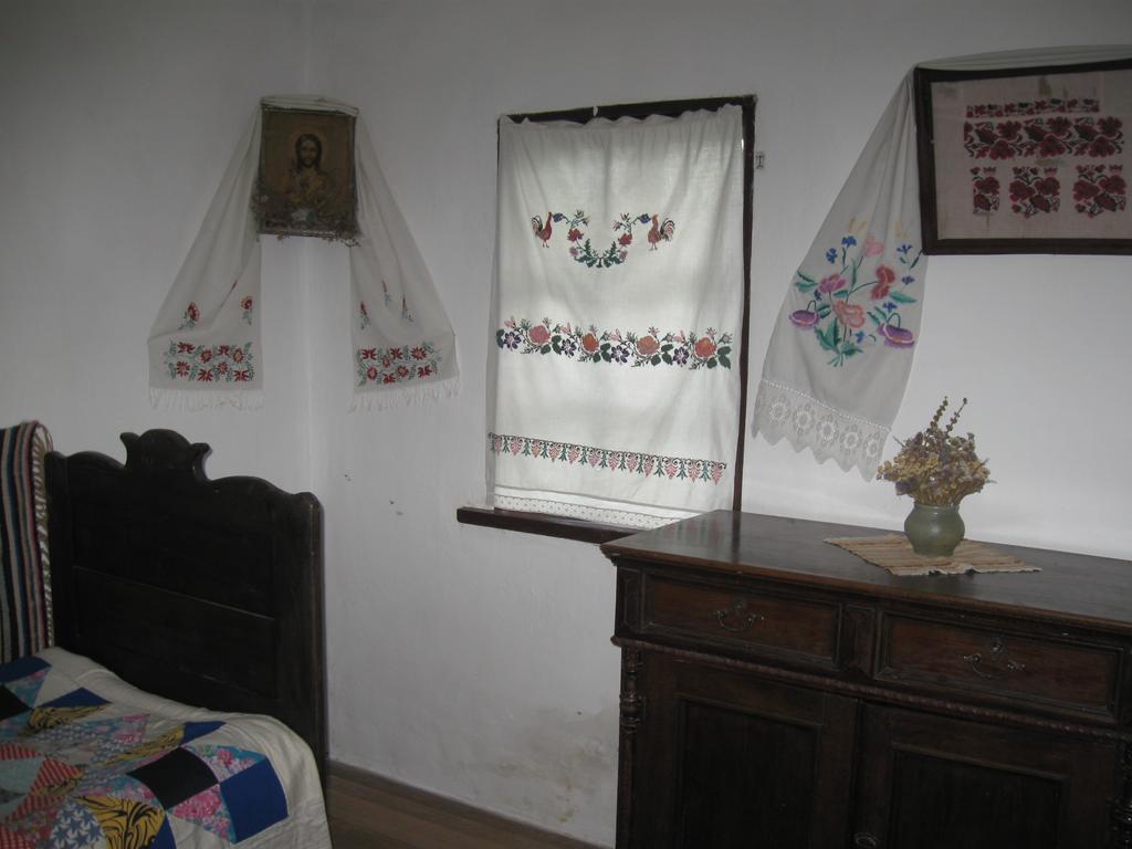 בית הארחה Dmitrenki 	Koryakivskyi Rai מראה חיצוני תמונה